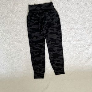 Athleta camo joggers